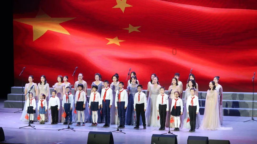 【平安贵州冬季行动】借力“三下乡”集中示范活动,“美丽乡村行”将交通安全送万家!